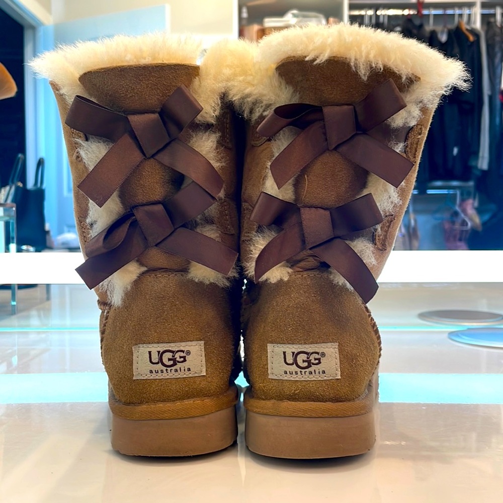 Bailey Bow Uggs